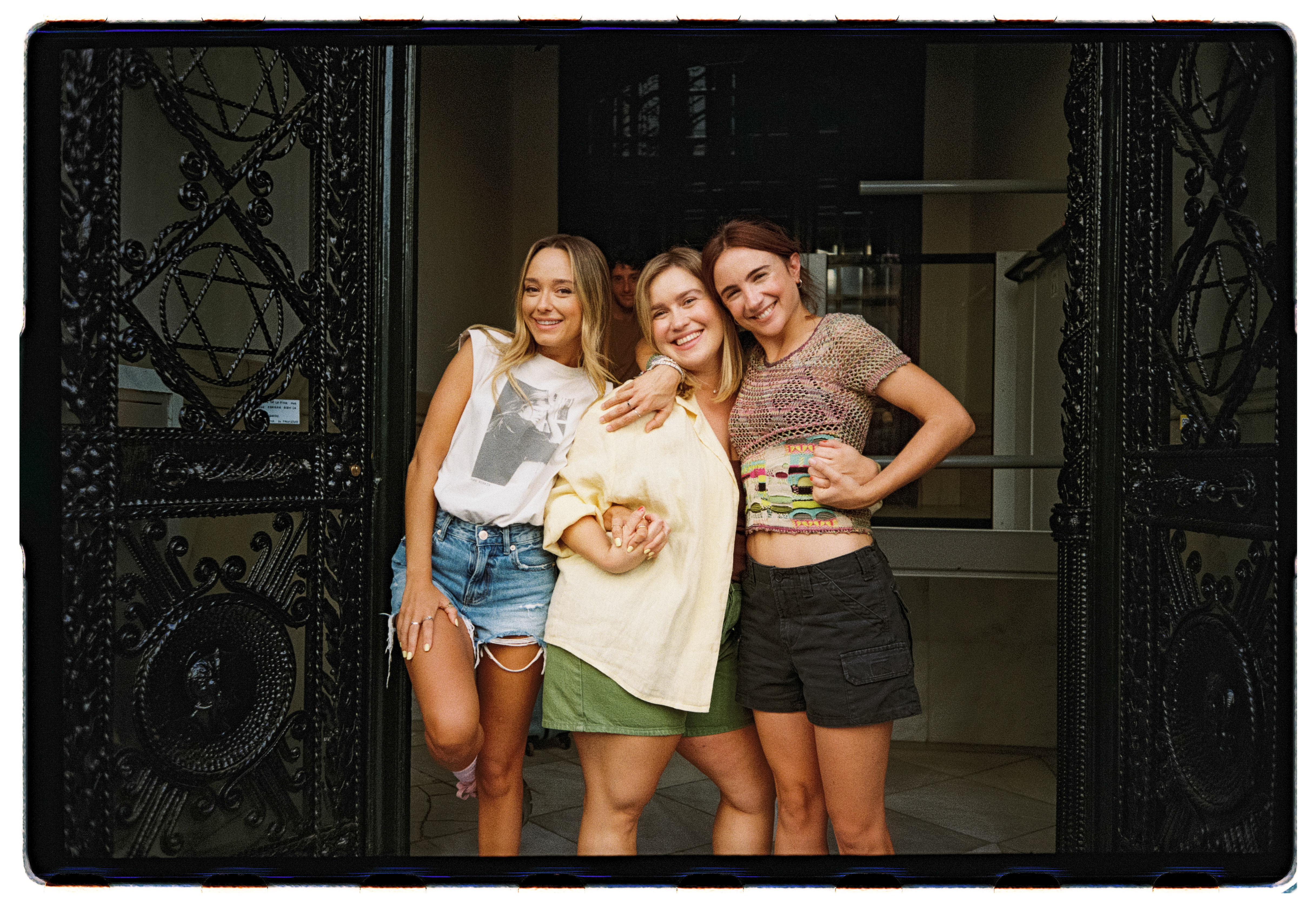 TLVDMM_20250811_carlaoset_analog_roll7_scan19